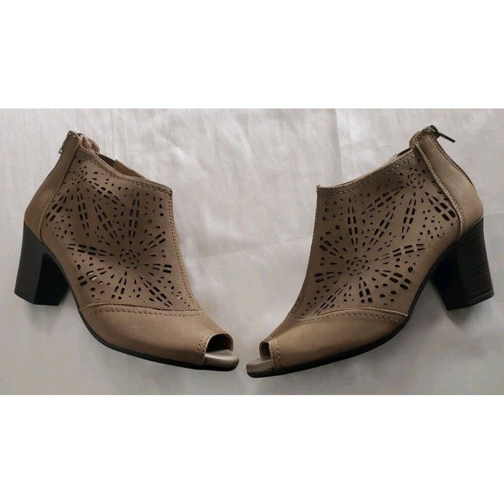 Earth Origins Shaye Leather Ankle Boots Booties Size 9 Taupe Brown Biegle Heel - Picture 3 of 6